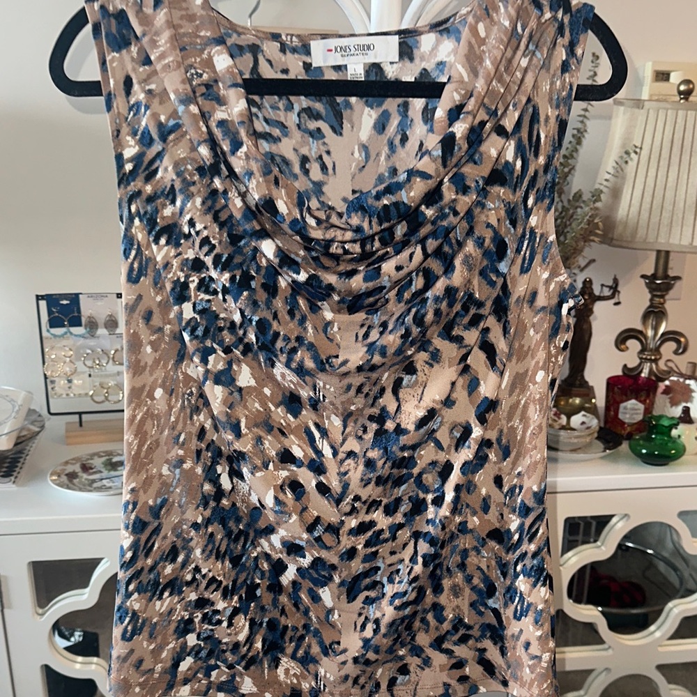 Jones Studio Blue and Tan Leopard Print Blouse